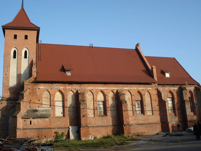 Кирха Арнау)